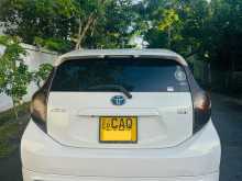 https://riyasewana.com/uploads/toyota-aqua-s-2014-3011352612043.jpg