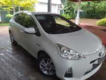 Toyota Aqua S Grade 2014 Car