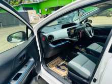 https://riyasewana.com/uploads/toyota-aqua-s-2014-38490312024.jpg