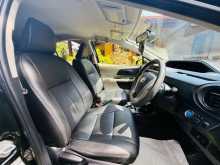 https://riyasewana.com/uploads/toyota-aqua-s-2014-417315812144.jpg