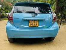 https://riyasewana.com/uploads/toyota-aqua-s-2014-49315812812.jpg