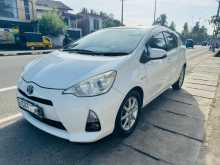 Toyota Aqua S Limited 2014 Car