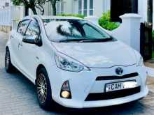 Toyota AQUA S LIMITED 2015 Car
