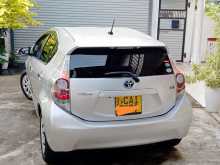 https://riyasewana.com/uploads/toyota-aqua-s-2015-1918140612912.jpg