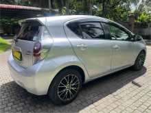 https://riyasewana.com/uploads/toyota-aqua-s-2021463622183.jpg