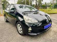 Toyota Aqua S Grade 2013 Car
