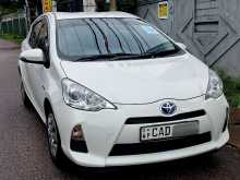 https://riyasewana.com/uploads/toyota-aqua-s-20952394572.jpg
