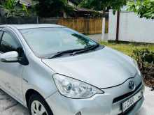 Toyota Aqua S Grade 2013 Car