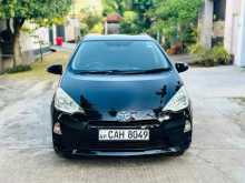 https://riyasewana.com/uploads/toyota-aqua-s-2119240922573.jpg