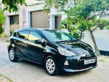 Toyota Aqua S Limited 2013 Car