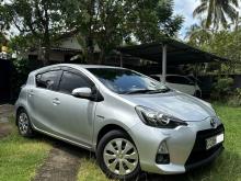Toyota Aqua S Limited 2013 Car