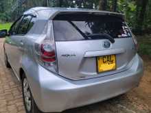 https://riyasewana.com/uploads/toyota-aqua-s-221044404993.jpg