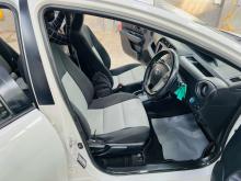 https://riyasewana.com/uploads/toyota-aqua-s-2211322617646.jpg