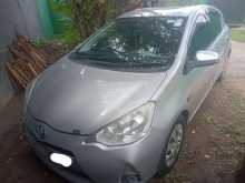 Toyota AQUA S Grade 2013 Car