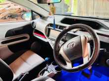 Toyota Aqua S Grade 2012 Car