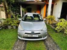 Toyota Aqua S Grade 2013 Car