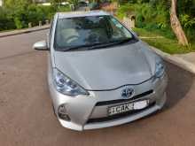 Toyota Aqua S Grade 2013 Car