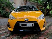 Toyota Aqua S Grade 2013 Car