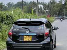 https://riyasewana.com/uploads/toyota-aqua-s-2518002022692.jpg