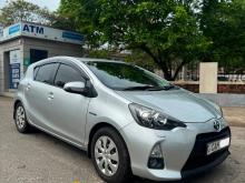 Toyota Aqua S Limited 2013 Car