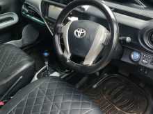 https://riyasewana.com/uploads/toyota-aqua-s-2580525355.jpg