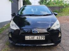Toyota Aqua S 2013 Car
