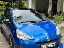 Toyota Aqua S Grade 2012 Car
