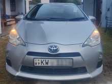 https://riyasewana.com/uploads/toyota-aqua-s-26204951872.jpg