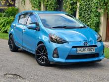 Toyota Aqua S Limited 2013 Car