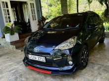 https://riyasewana.com/uploads/toyota-aqua-s-2623393622971.jpg