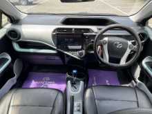 https://riyasewana.com/uploads/toyota-aqua-s-2671707534.jpg