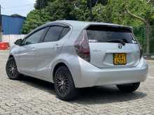 https://riyasewana.com/uploads/toyota-aqua-s-2671707813.jpg
