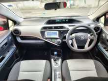 https://riyasewana.com/uploads/toyota-aqua-s-271540284723.jpg