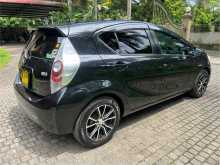 https://riyasewana.com/uploads/toyota-aqua-s-2721132122883.jpg