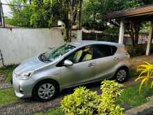 Toyota Aqua S Grade 2013 Car