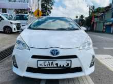 Toyota Aqua S Grade 2013 Car
