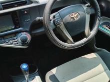 https://riyasewana.com/uploads/toyota-aqua-s-2813106764.jpg