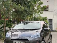 Toyota Aqua S Grade 2012 Car