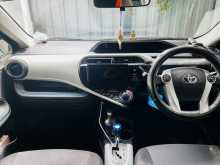 https://riyasewana.com/uploads/toyota-aqua-s-29051864.jpg