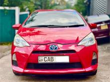 Toyota Aqua S Grade 2014 Car