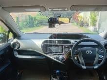 https://riyasewana.com/uploads/toyota-aqua-s-29110618631663.jpg
