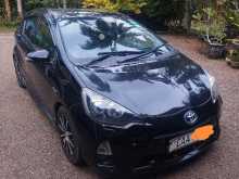 Toyota Aqua S Limited 2012 Car