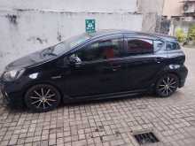 https://riyasewana.com/uploads/toyota-aqua-s-291840264524.jpg