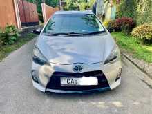 Toyota Aqua S Limited 2012 Car