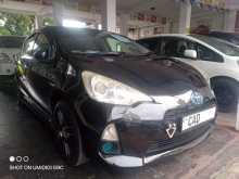 Toyota AQUA S Grade 2014 Car