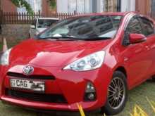 Toyota Aqua S Limited 2013 Car