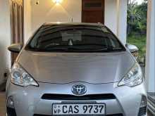 Toyota Aqua S Limited 2013 Car