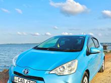 Toyota Aqua S Grade 2013 Car