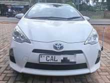 https://riyasewana.com/uploads/toyota-aqua-s-32109514332.jpg