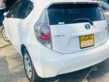 https://riyasewana.com/uploads/toyota-aqua-s-32235474702.jpg